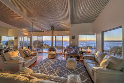 Waves - Accommodation Port Hedland 1