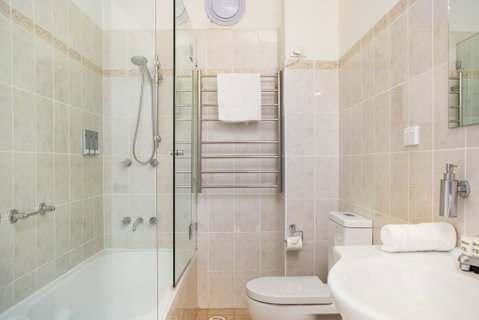 Welcome To Wonderland! In The Heart Of Strathfield - Accommodation Port Hedland 3