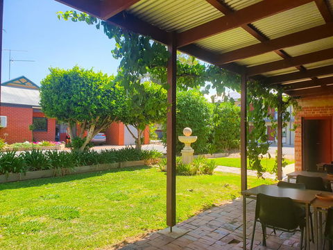 Wentworth Central Motor Inn - Accommodation Port Hedland 0