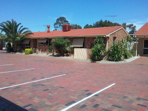 Werribee Park Motor Inn - Accommodation Port Hedland 2