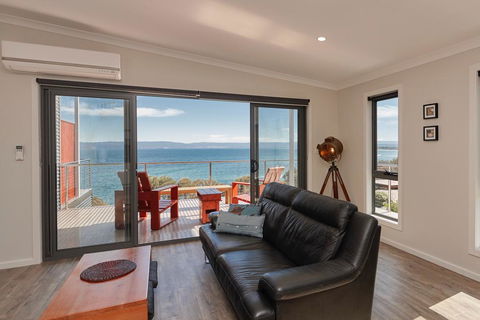Whale Watcher 2 - Accommodation Port Hedland 1