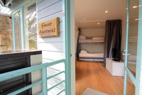 Whistler 8 Glacier - Accommodation Port Hedland 2