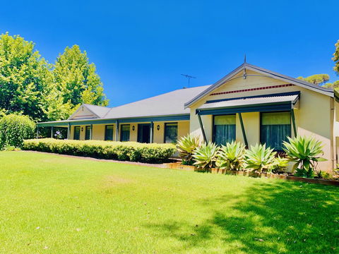 Willow Lodge - Accommodation Port Hedland 0