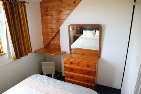 Wind Song Mountain Retreat - Accommodation Port Hedland 1