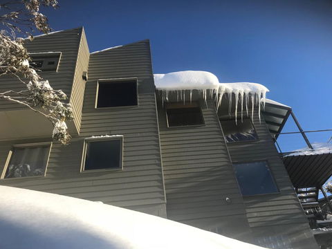 Winterbrook Chalet - Accommodation Port Hedland 0
