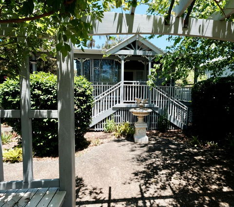 Wisteria Cottage 95 Main Western Road - Accommodation Port Hedland 1