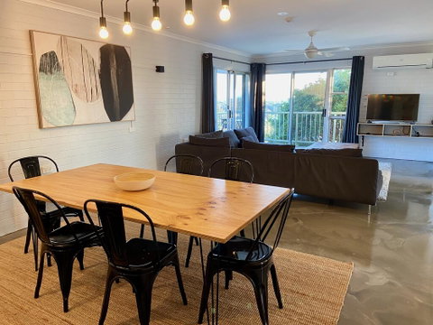 Yamba Views Accommodation - Accommodation Port Hedland 3
