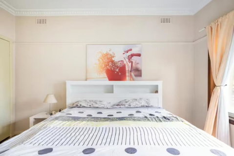 A Nice And Spacious Room In Sunshine - Accommodation Port Hedland 0