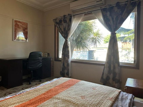 A Nice And Spacious Room In Sunshine - Accommodation Port Hedland 1