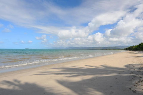 ABSOLUTE BEACHFRONT BLISS - NEWELL BEACH - 10 Metres To The Ocean - Accommodation Port Hedland 4