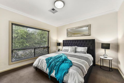 Accommodation On Lansell 1 Being Unit 1 Of 6 Lansell Street - Accommodation Port Hedland 1