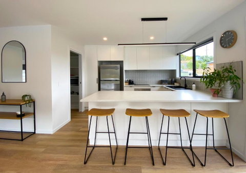 Albatross Rise - Modern Family Home - Accommodation Port Hedland 1