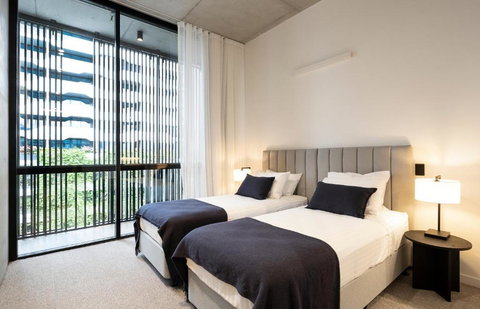 Alfred & Turner Apartments, Luxury 2 Bedroom Condos In The Heart Of The Valley - Accommodation Port Hedland 3
