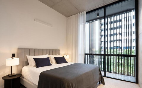 Alfred & Turner Apartments, Luxury 2 Bedroom Condos In The Heart Of The Valley - Accommodation Port Hedland 4