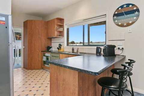 Apollo Bay Hideaway 5 Minute Walk To The Beach - Accommodation Port Hedland 0