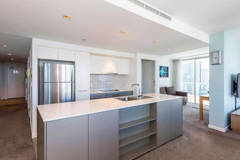 Artique Surfers Paradise - Official - Accommodation Port Hedland 1