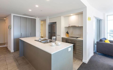 Artique Surfers Paradise - Official - Accommodation Port Hedland 2