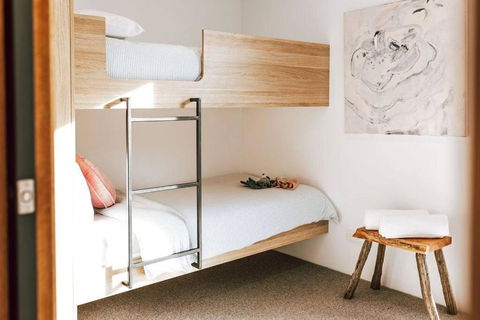 B E R T I E - Central Bicheno - Accommodation Port Hedland 2
