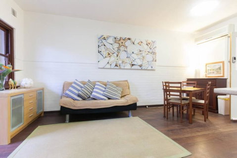 B3 Crawley Apartment 1 BRM & Sleepout Near UWA - Accommodation Port Hedland 1