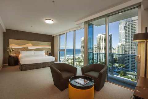 Hilton Surfers Paradise Hotel & Residences - Accommodation Port Hedland 6