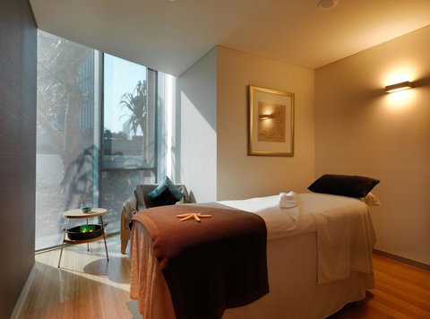 Hilton Surfers Paradise Hotel & Residences - Accommodation Port Hedland 35