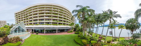 Hilton Cairns - Accommodation Port Hedland 18