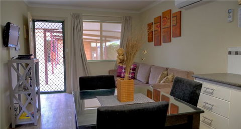 Ficifolia Lodge - Accommodation Port Hedland 5