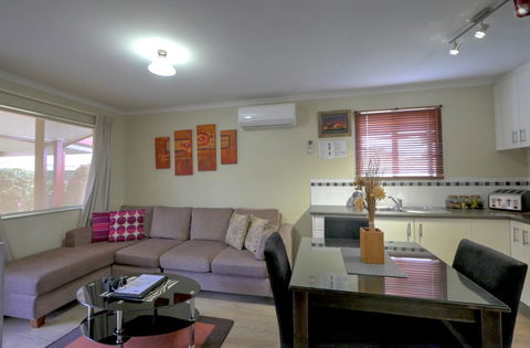 Ficifolia Lodge - Accommodation Port Hedland 10