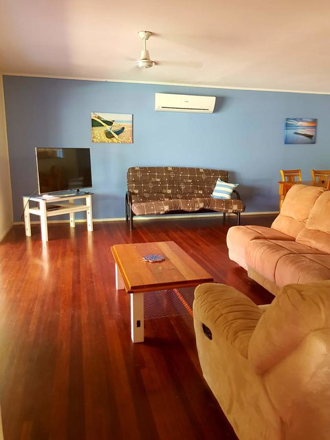 Arcadia Beach Guest House And Car Hire - Accommodation Port Hedland 23