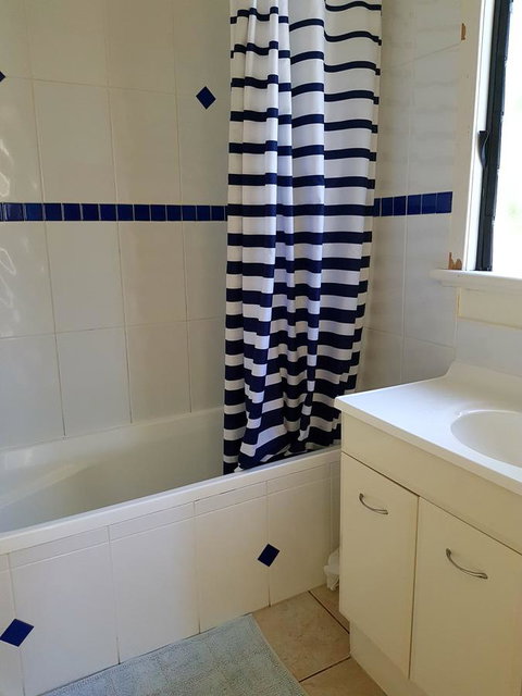 Arcadia Beach Guest House And Car Hire - Accommodation Port Hedland 12