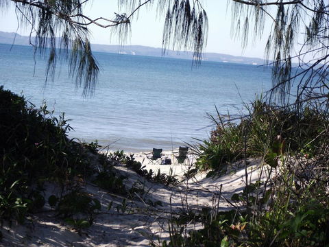 LISTEN TO THE SURF From Rickman Pde, Woorim - Accommodation Port Hedland 4