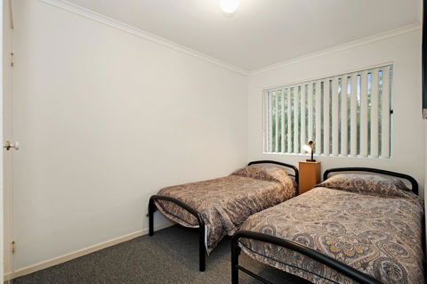LISTEN TO THE SURF From Rickman Pde, Woorim - Accommodation Port Hedland 11