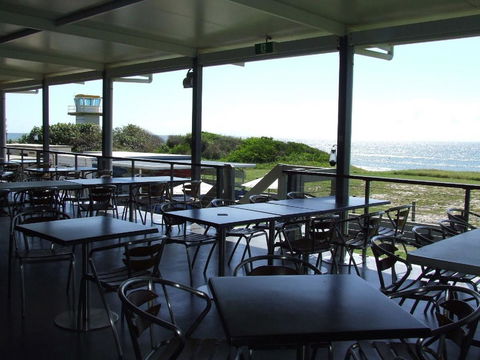 LISTEN TO THE SURF From Rickman Pde, Woorim - Accommodation Port Hedland 16