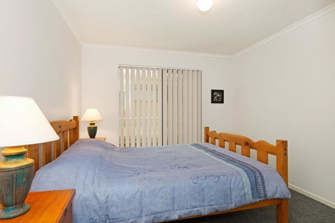 LISTEN TO THE SURF From Rickman Pde, Woorim - Accommodation Port Hedland 6