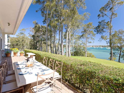 'Corlette Waterfront', 2/44 Danalene Parade - Waterfront Luxury, WIFI, Aircon, Boat Parking - Accommodation Port Hedland 1