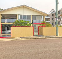 'Mooring One Downstairs' 23 Shoal Bay Rd - Fantastic ground floor duplex with views WIFI and Air Conditioning - Accommodation Port Hedland