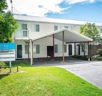 1 'Florida' 5 Lillian Street - 2 min walk to beach shops  restaurants - Accommodation Port Hedland