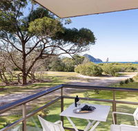1 'Intrepid' 3 Intrepid Close - Amazing views of Shoal Bay only 100m from the Beach - Accommodation Port Hedland