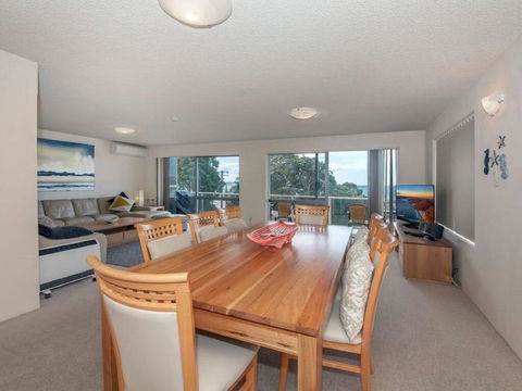 1 'Laman Lodge', 15 Laman Street - Stunning Air Conditioned Unit With Water Views And WIFI - Accommodation Port Hedland 3