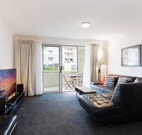 1 'SEASHELLS' 21-23 MAGNUS STREET - WIFI POOL LIFT  AIR CONDITIONING - Accommodation Port Hedland