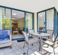 1 Bedroom - Private Managed Resort Pool and Beach - Alex - Accommodation Port Hedland
