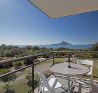 10 'Intrepid' 3 Intrepid Close - water views over Shoal Bay Beach - Accommodation Port Hedland