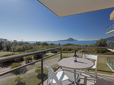 10 'Intrepid' 3 Intrepid Close - Water Views Over Shoal Bay Beach - Accommodation Port Hedland 0