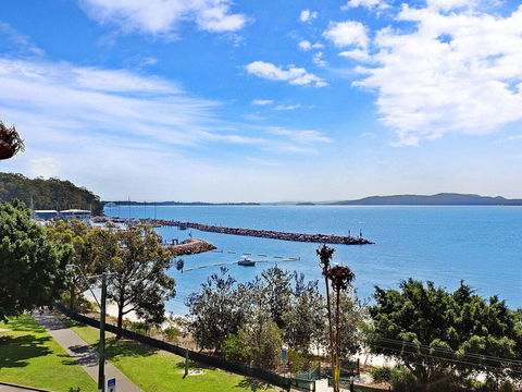10 'Kiah' 53 Victoria Parade - Waterfront Views, AIRCON And Close To The Marina. - Accommodation Port Hedland 3