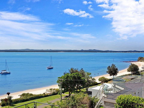 10 'Kiah' 53 Victoria Parade - Waterfront Views, AIRCON And Close To The Marina. - Accommodation Port Hedland 1