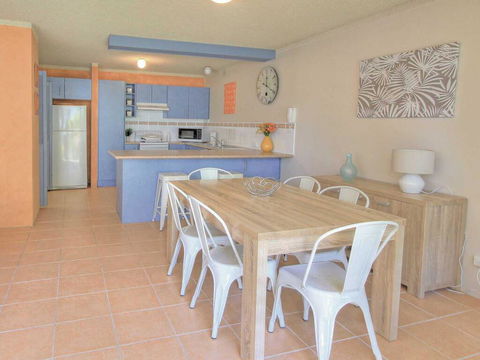 10 'Magnus Gardens' 7 Magnus Street - Air Conditioned & Walk To Town Centre - Accommodation Port Hedland 1