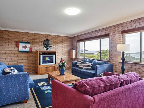 10 Garuwa Street - Fabulous Fingal - Accommodation Port Hedland 2