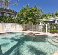 11 'Seashells' 21-23 Magnus Street - pool lift aircon - Accommodation Port Hedland