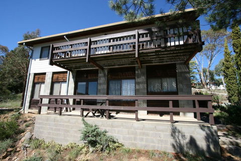 11 Townsend Street, Jindabyne - Accommodation Port Hedland 1