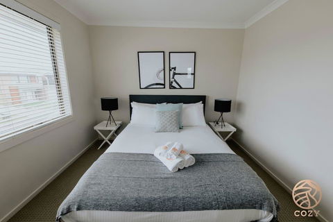 113, Balanchin Street Family Resort In Point Cook - Accommodation Port Hedland 1